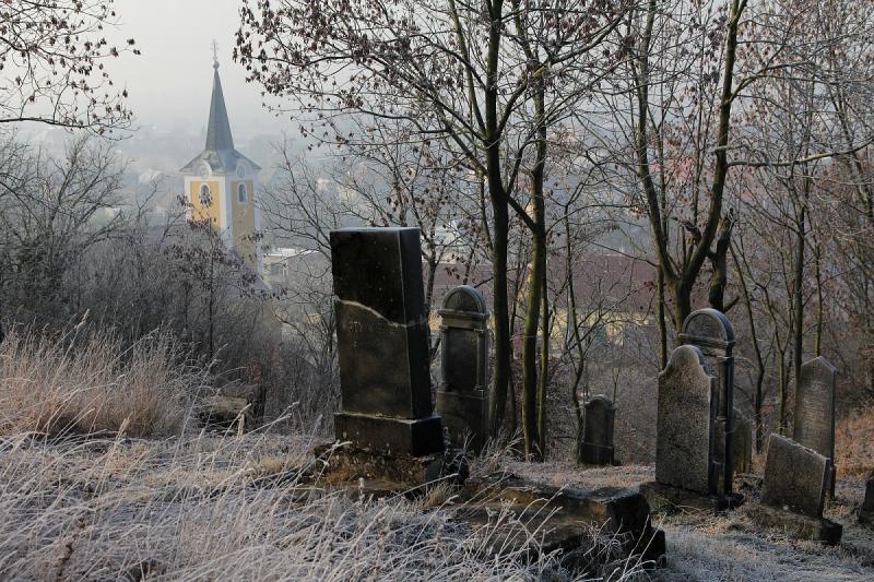 o14 Hřbitov nad Beckovem.