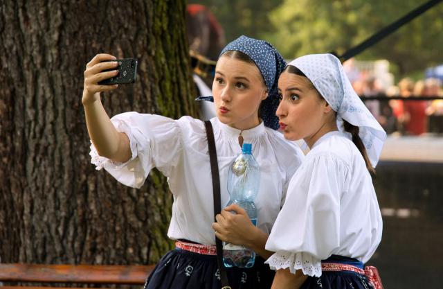1807_13 Selfie