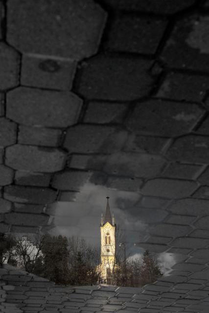 015b_DSC09601xbw_liniebigweb.jpg