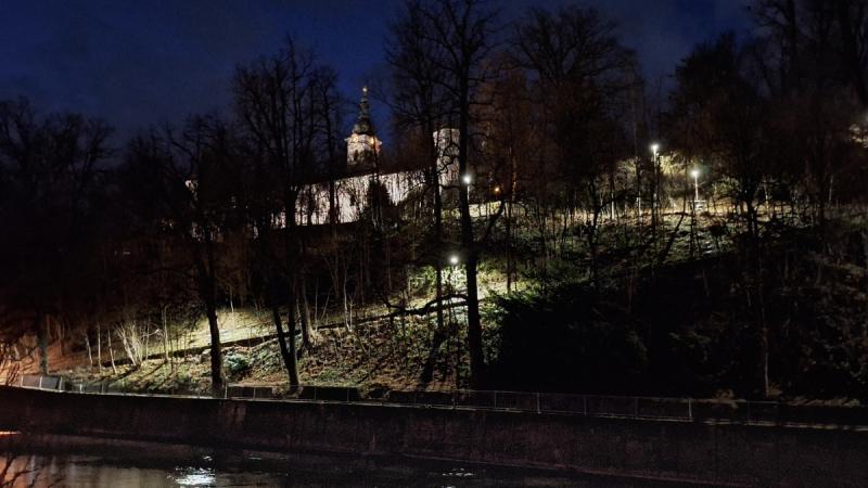 2504_12 Cesta světla