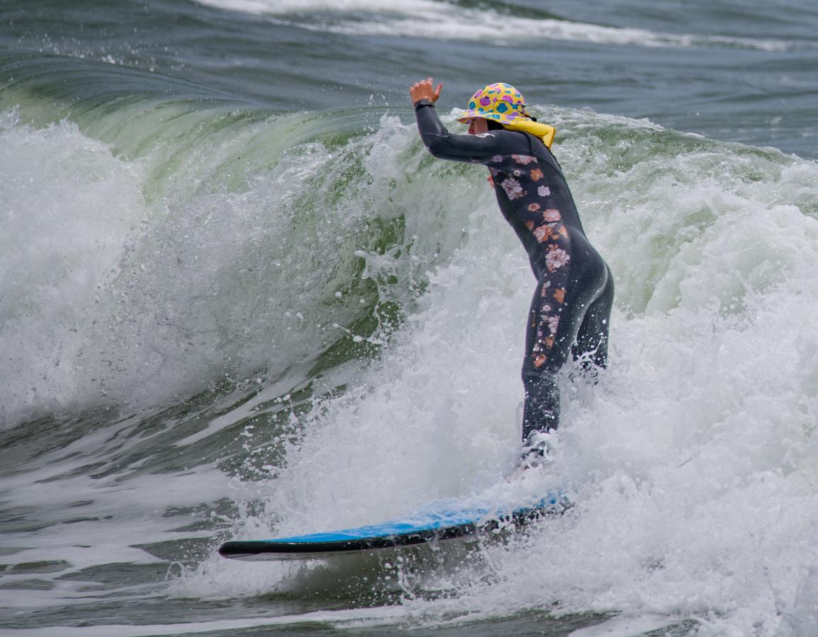 2507_03 Surfistka